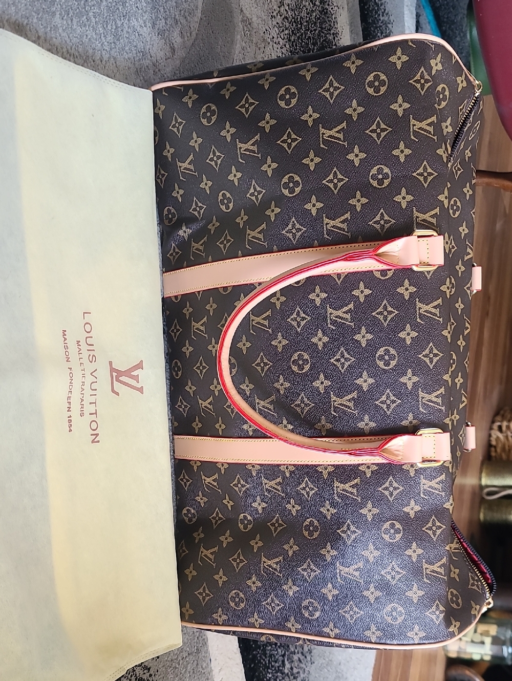 Brand New 1:1 Super clone Louis Vuitton Monogram Keepall.  TSA Approved Carry On